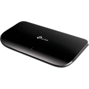 TP-LINK TL-SG1008D is an inexpensive unmanaged 8-port gigabit Ethernet switch